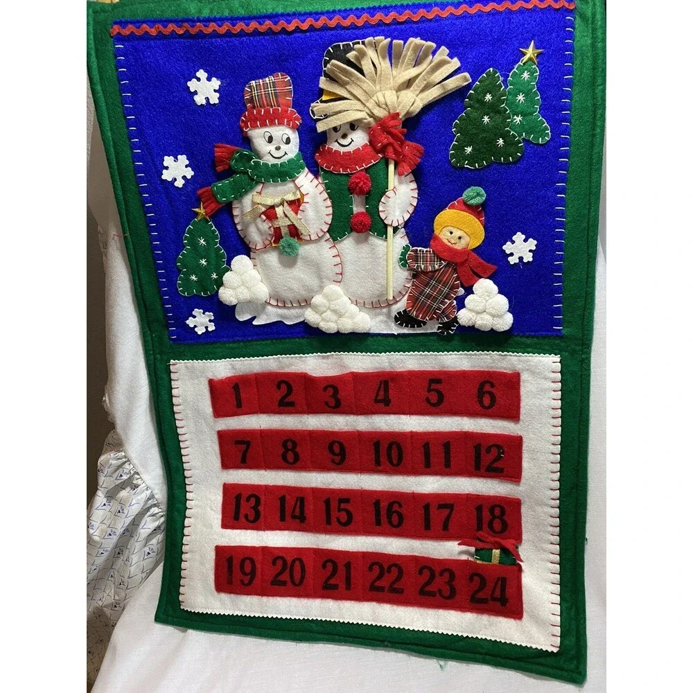Snowmen Advent Calendar With  24 Pockets Present In The Pockets  26 X 18 Inch